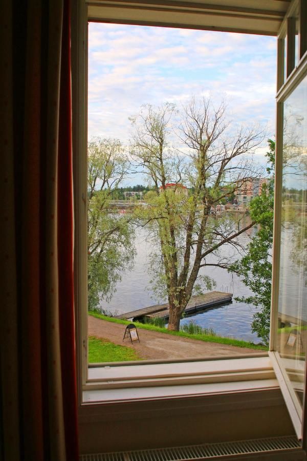 Отели типа «постель и завтрак» Villa Huvila Савонлинна-5